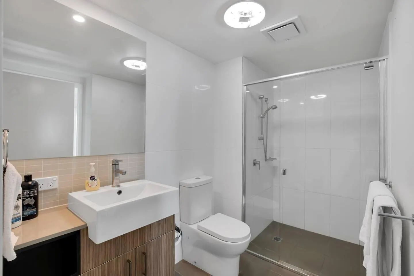 Lovely 1-Bedroom In The Heart Of Mackay W Pool